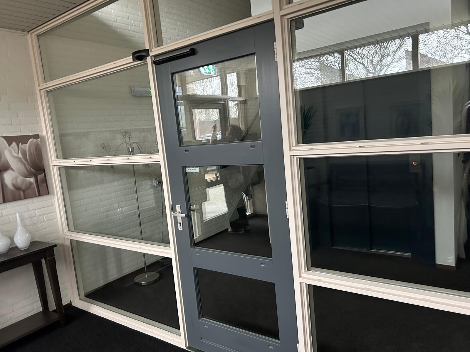 fb590ea1-7bef-43de-addd-61c3d9193d95