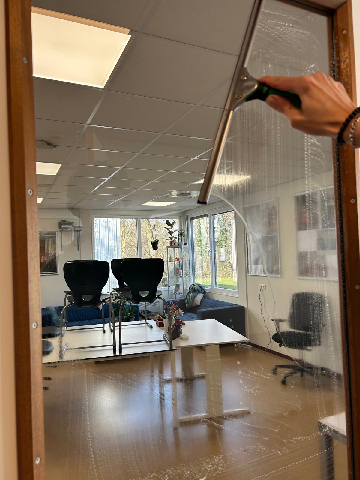 5fdf498d-e210-4d3c-888f-e1e665b22460